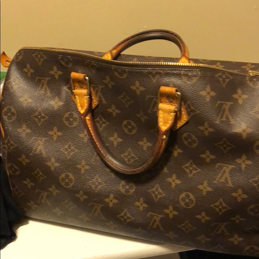 Speedy 35 Authentic LV